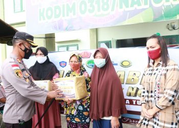 Peninjauan Vaksinasi Serta Pemberian Bantuan Sosial AKABRI ’90 TNI-POLRI di Natuna