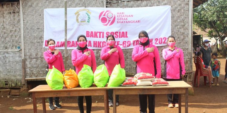 Bhayangkari Daerah Banten Adakan Bakti Sosial dalam Peringati HKGB ke-69