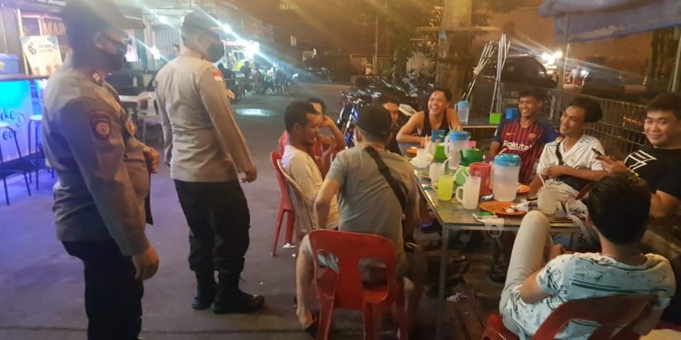 Polsek Lubuk Baja Gelar Cipta Kondisi Beri Himbauan Prokes