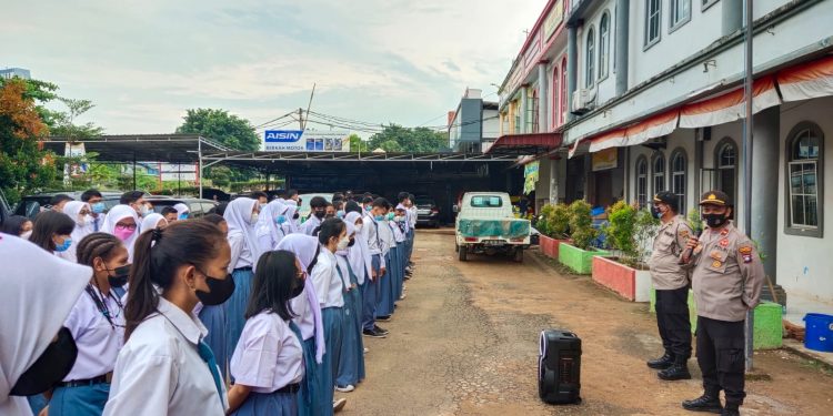 Sat Binmas Polresta Barelang Sambangi dan Berikan Himbauan ke Sekolah-Sekolah di Wilayah Kota Batam
