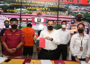 Satreskrim Polresta Barelang Gelar Konferensi Pers Ungkap Kasus Curas yang Menyebabkan Korban Meninggal Dunia