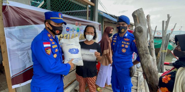 Warga Selat Beliah, Apresiasi Vaksin Presisi Nasi Kapau Polres Karimun