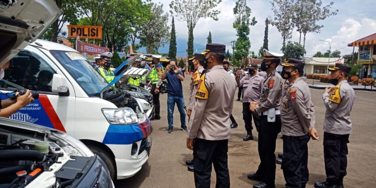 Polres Garut Adakan Program Daun Rindang Melalui Kegiatan Polri Humanis