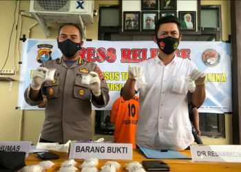 Polda Sulbar Berhasil Gagalkan Kasus Pengiriman 1 Kg Sabu-Sabu