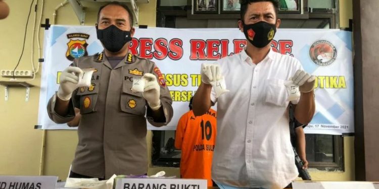 Polda Sulbar Berhasil Gagalkan Kasus Pengiriman 1 Kg Sabu-Sabu