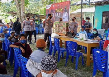 TNI-POLRI Adakan Vaksinasi & Layani di Ponpes Al-Manshuroh Poso