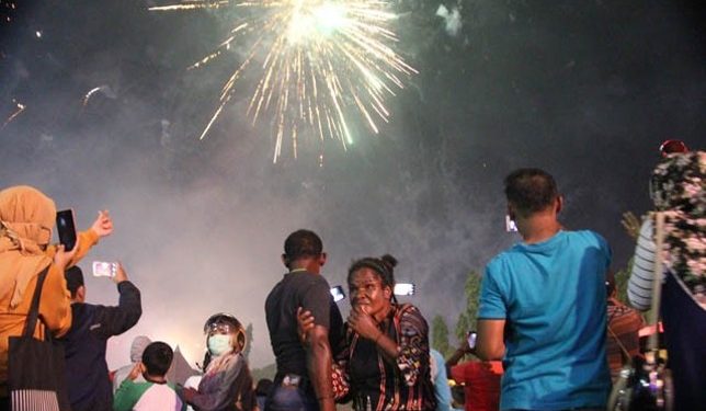 Libur Nataru di Surabaya di Amankan Oleh Ribuan Petugas Polisi, TNI, & Linmas