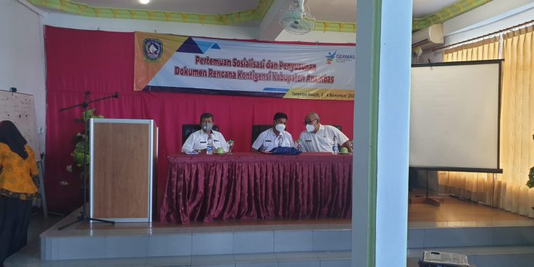 Pembukaan Pertemuan Sosialisasi dan Penyusunan Dokumen Rencana Kontigensi Kabupaten Kep. Anambas