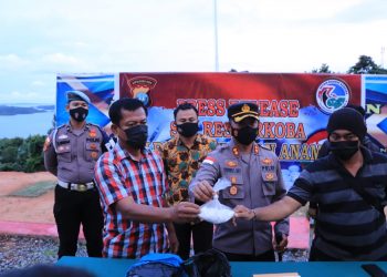 Penyelidikan Timsus Polres Kep. Anambas Berhasil Menemukan Narkotika Golongan 1 Jenis Sabu Seberat 215 Gram (Brutto)