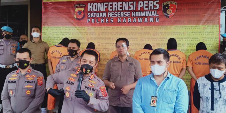 Polres Karawang Ungkap Pembunuh Bos Warung Padang