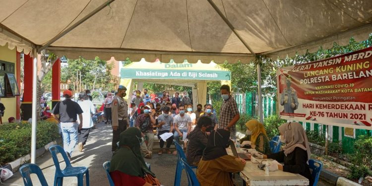 Polsek Batam Kota Gelar Gerai Vaksin Presisi Lancang Kuning Dosis 1 dan 2