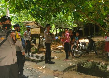 Polsek Bunguran Timur Himbau Pentingnya Protokol Kesehatan dan Vaksinasi Kepada Masyarakat