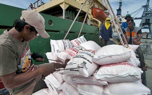 Pupuk Bersubsidi untuk Petani