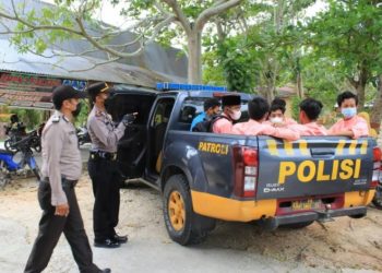 Polsek Siak Kecil Gelar Vaksinasi Massal