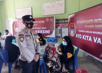 Alumni AKABRI 2001 DWIPA ARYA Laksanakan Vaksinasi Massal dan Pembagian Sembako di Kabupaten Karimun