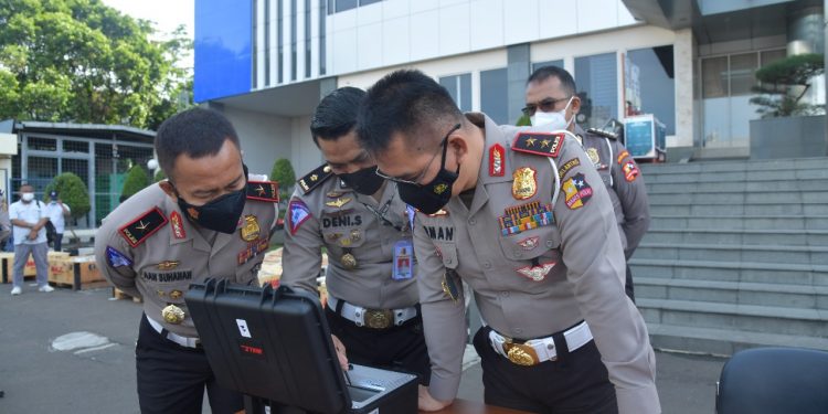 Cegah Insiden Di Jalan Raya, Korlantas Polri Sediakan Timbangan Portabel Pengukur Muatan Kendaraan