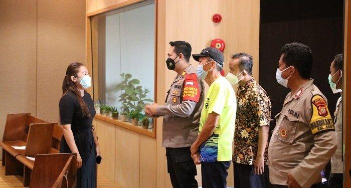 Cek Persiapan Ibadah Natal, Polsek Sawah Besar Tinjau Protokol Kesehatan di Sejumlah Gereja