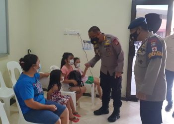 Dansat Brimob Polda Kepri Tinjau Pelaksanaan Vaksinasi untuk Anak Usia 6-11 Tahun di Poliklinik Satbrimob Polda Kepri