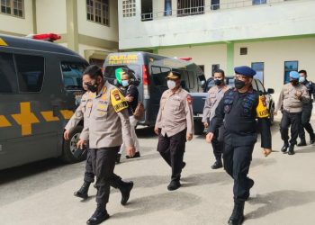 Dansat Brimob Tinjau Vaksinasi Untuk Anak di Gereja HKI Sagulung