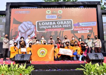 Gelar Lomba Orasi, Kapolri: Mari Ciptakan Alam Demokrasi yang Lebih Baik