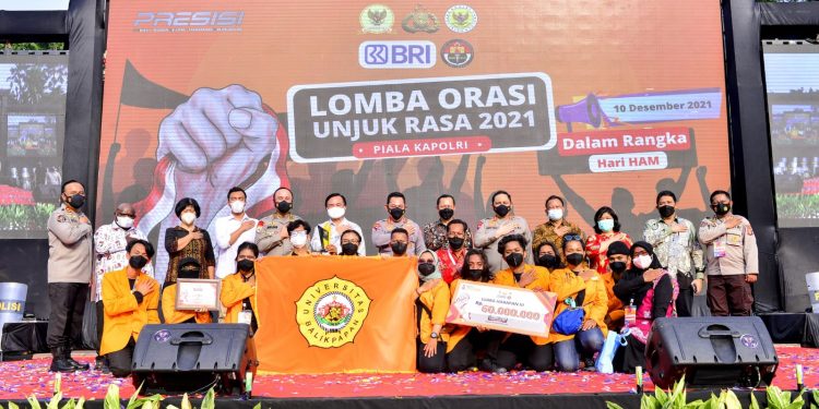Gelar Lomba Orasi, Kapolri: Mari Ciptakan Alam Demokrasi yang Lebih Baik