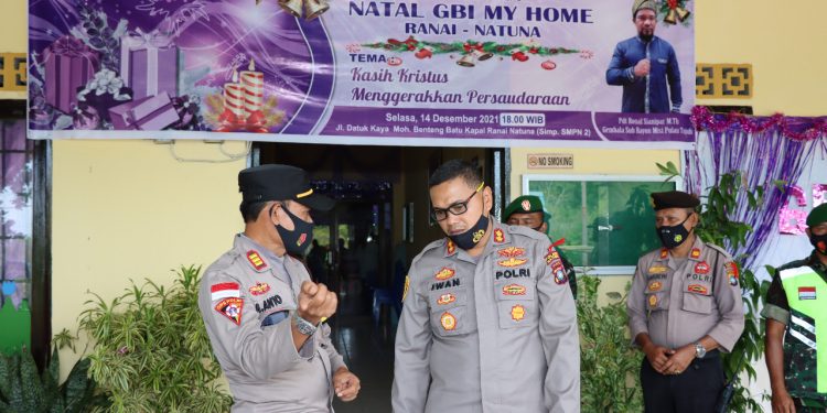 Jamin Situasi Aman dan Kondusif, Kapolres Natuna Tinjau Pelaksanaan Ibadah Natal di Sejumlah Gereja