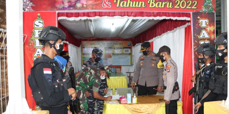 Kapolres Karimun Bersama FKPD Kab. Karimun Tinjau Pelaksanaan Natal di Gereja dan Pos Pam / Pos Yan Selama Nataru