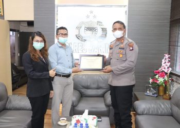 Kapolres Karimun Terima Penghargaan Dari Bank BNI
