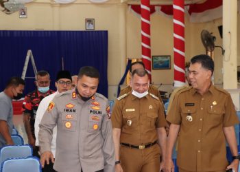 Kapolres Natuna Bersama Bupati dan Wakil Bupati Natuna Meninjau Lokasi Mubes Natuna-Anambas