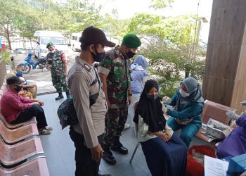 Pemantauan Kegiatan Vaksinasi Covid 19 Dosis l Dan ll Usia 6 S/D 11 Tahun Di Rsud Tarempa