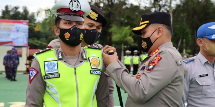 Polres Natuna Laksanakan Apel Gelar Pasukan Operasi Lilin Seligi 2021