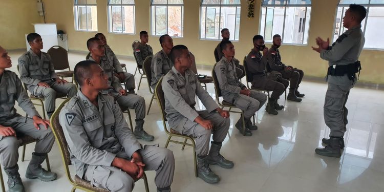 Bentuk Karakter Personel Satbrimob Polda Kepri Gelar Kegiatan Bimbingan Rohani dan Mental