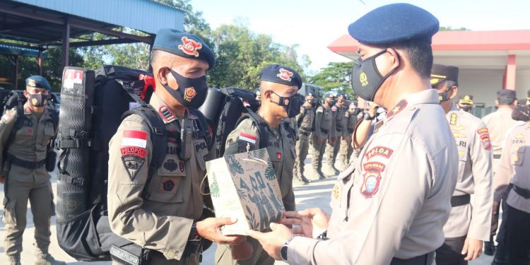 Brimob Polda Kepri Kirim 105 Personel ke Poso Dalam Rangka Ops Madago Raya