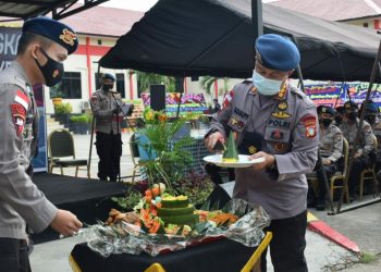 Gelar Syukuran Kenaikan Pangkat, Ini Pesan Dansat Brimob Polda Kepri Kepada 160 Personel