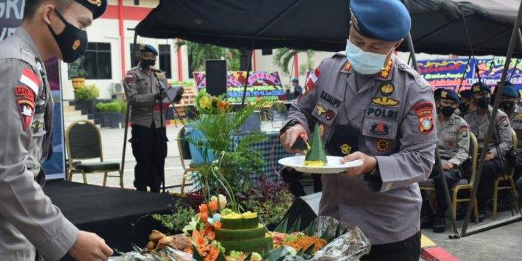 Gelar Syukuran Kenaikan Pangkat, Ini Pesan Dansat Brimob Polda Kepri Kepada 160 Personel