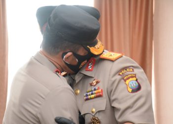 Kapolda Kepri Pimpin Serah Terima Jabatan Wakapolda Kepri, Karo SDM, Dir Binmas, Dir Narkoba, dan Kapolresta Barelang Polda Kepri