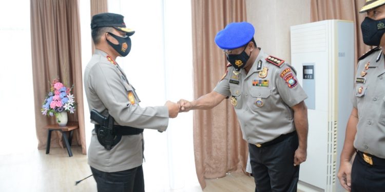 Kapolda Kepri Pimpin Upacara Kenaikan Pangkat 618 Personel Polda Kepri dan Polres Jajaran Periode 1 Januari 2022