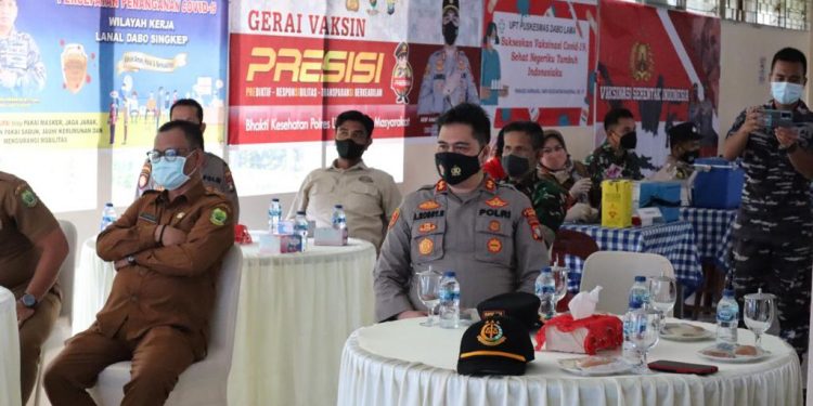 Kapolres Lingga Ikuti Vidcon Dalam Rangka Peninjauan Vaksinasi Booster oleh Presiden RI Joko Widodo di Provinsi Kepri