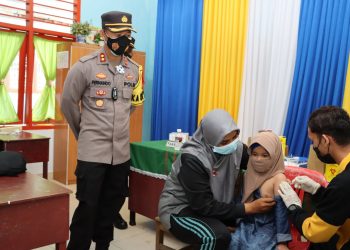 Kapolres Tanjungpinang Tinjau Langsung Gerai Vaksinasi Presisi