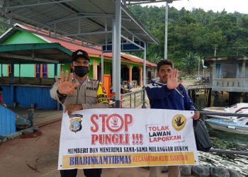 Kegiatan Sosialisasi Tentang Stop (Pungli) Pungutuan Liar di Kec.Kute Siantan Kab. Kep. Anambas Oleh Bhabinkamtibmas