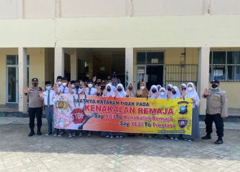 Pelaksanaan Sosialisasi Giat Sat Binmas Polres Anambas Tentang Mencegah Terjadinya Kenakalan Remaja Dalam Giat Proses Belajar Mengajar di Sekolah