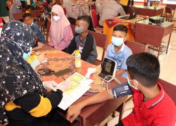 Polres Natuna Terus Gencarkan Vaksinasi Covid-19 Terhadap Anak Usia 6-11 Tahun