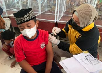 Sukseskan Vaksinasi Merdeka, Bid Dokkes Polda Kepri Bersama Rumah Sakit Bhayangkara Batam Kembali Gelar Vaksinasi Terhadap Anak Usia 6-11 Tahun