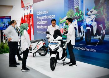 Presiden Luncurkan Kolaborasi Pengembangan Ekosistem Kendaraan Listrik
