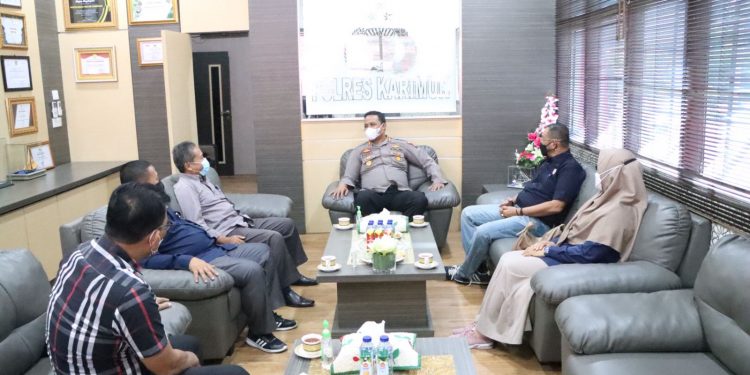Audiensi KPUD Kabupaten Karimun dengan Kapolres Karimun Terkait Persiapan Menjelang Pemilihan Serentak Tahun 2024