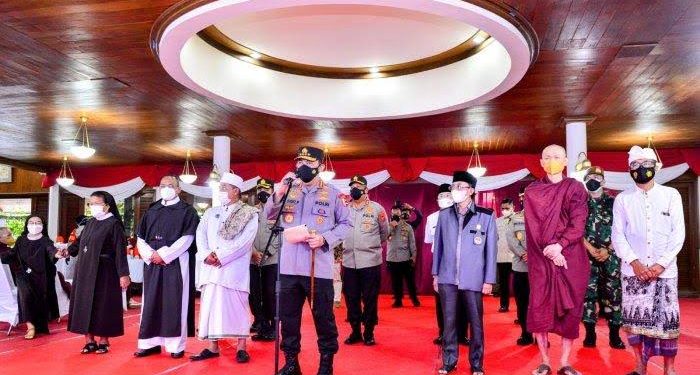 Kapolri Minta Vaksinasi Booster Untuk Lansia Dimaksimalkan