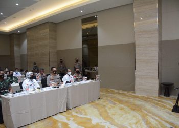 Pelaksanaan Vaksinasi Serentak di PT Philips Muka Kuning Ditinjau Langsung Oleh Kapolda Kepri Serta Secara Virtual Bersama Presiden RI dan Kapolri