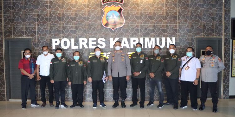 Penyerahan Sertifikat Aset Barang Negara Milik Polres Karimun Dari Pertahanan Kabupaten Karimun