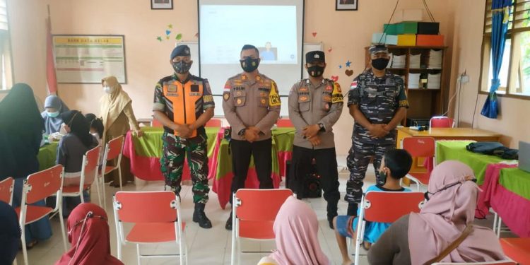 Polres Natuna Buka Gerai Vaksin di SDN 007 Ranai Darat