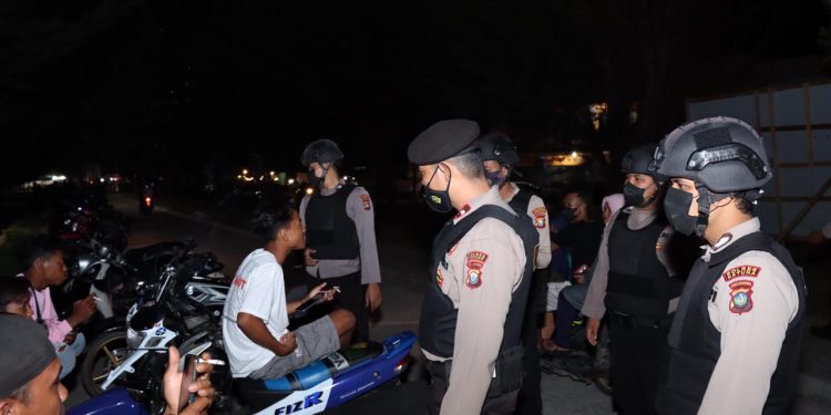Sat Samapta Polres Natuna, Laksanakan Patroli Guna Ciptakan Rasa Aman dan Himbau Tetap Taati Prokes